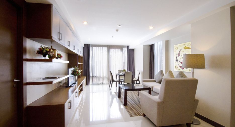 For rent 2 bedrooms apartment in Pathum Wan, Bangkok