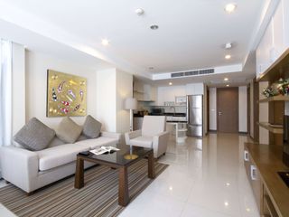 À louer 2 chambres appartement à Pathum Wan, Bangkok