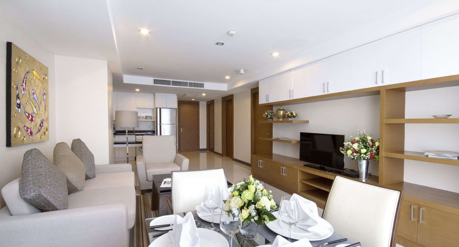 For rent 2 bedrooms apartment in Pathum Wan, Bangkok