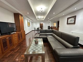 Apartment zur Miete mit 3 Zimmer in Watthana, Bangkok