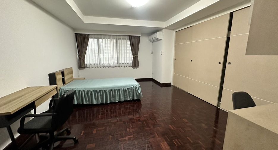 Apartamento en alquiler de 3 habitaciones en Watthana, Bangkok