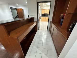 Apartment zur Miete mit 3 Zimmer in Watthana, Bangkok