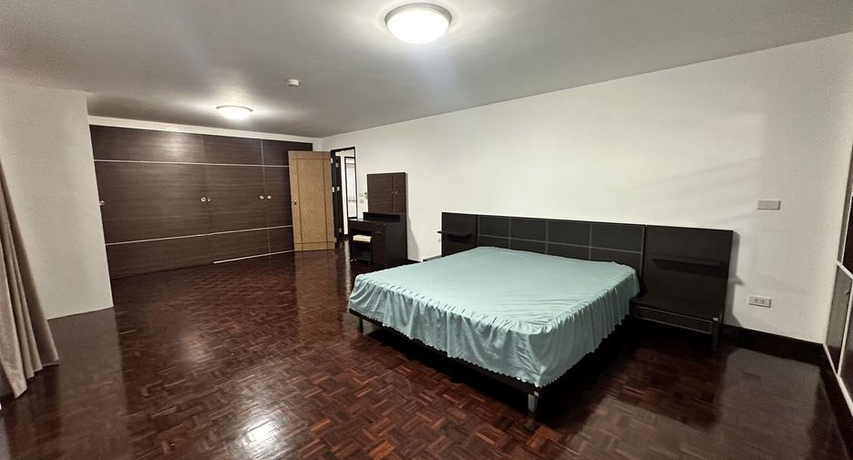 Apartamento en alquiler de 3 habitaciones en Watthana, Bangkok