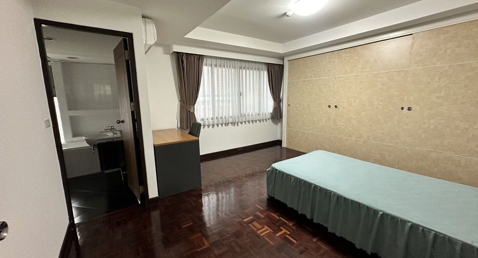Apartamento en alquiler de 3 habitaciones en Watthana, Bangkok