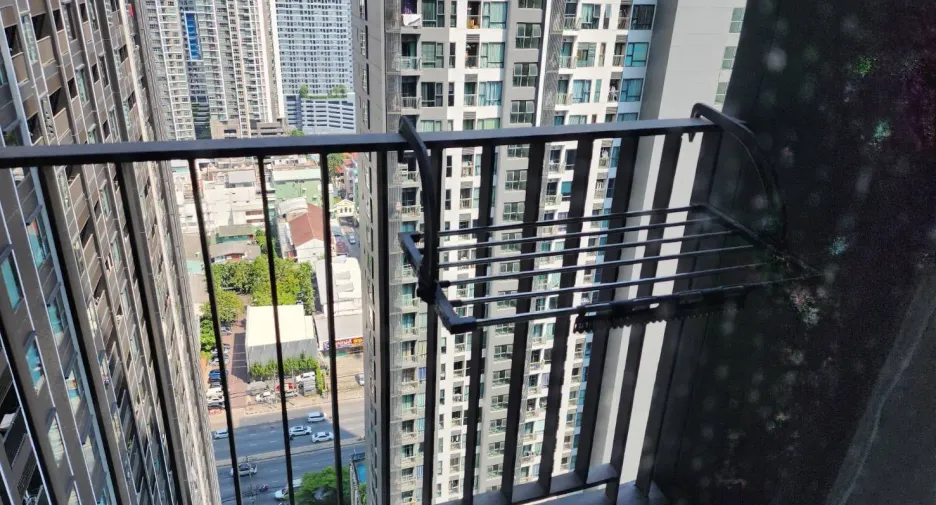 Wohnung zur Miete mit 1 Zimmer in Huai Khwang, Bangkok