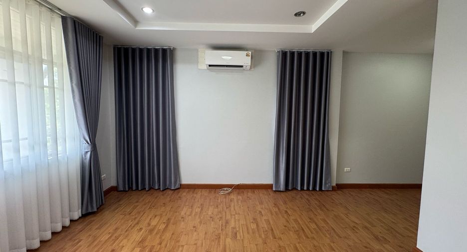 For sale 3 bedrooms house in Bang Phli, Samut Prakan