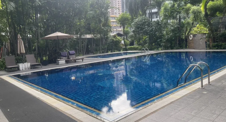 For rent 3 bedrooms apartment in Sathon, Bangkok