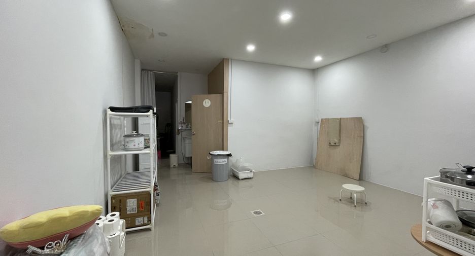 For rent 5 bedrooms retail Space in Kathu, Phuket