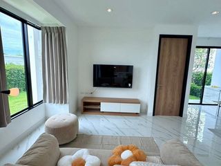 Haus zur Miete mit 3 Zimmer in Bang Phli, Samut Prakan