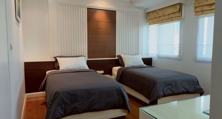 À louer 2 chambres condo à Watthana, Bangkok