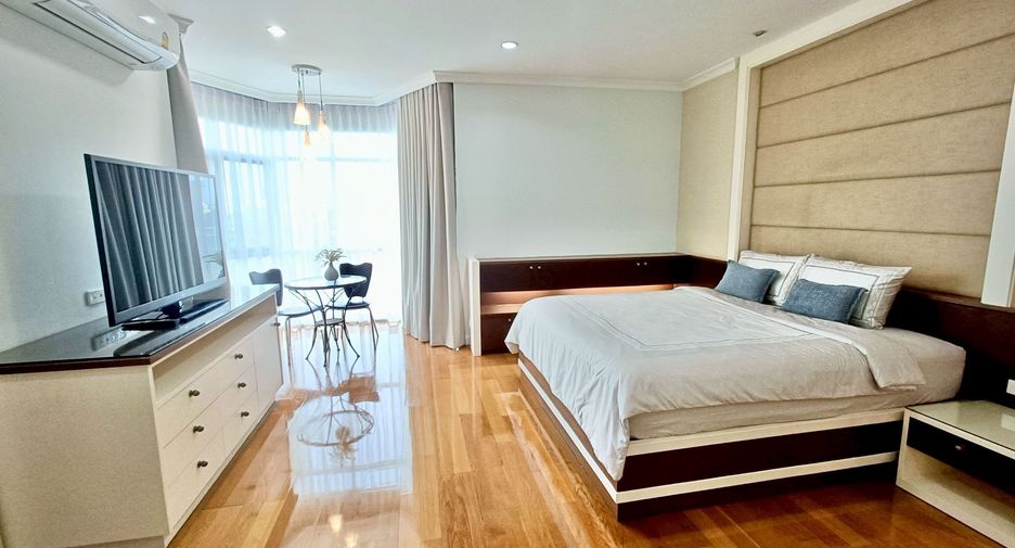 À louer 2 chambres condo à Watthana, Bangkok