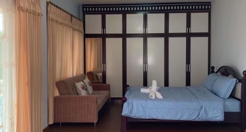 Villa en venta de 4 habitaciones en Bang Lamung, Chonburi