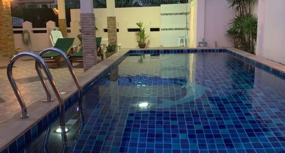 Villa en venta de 4 habitaciones en Bang Lamung, Chonburi