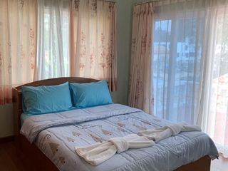Villa en venta de 4 habitaciones en Bang Lamung, Chonburi