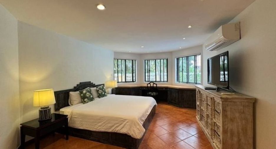 For rent 3 ベッドルーム villa in Bang Lamung, Chonburi
