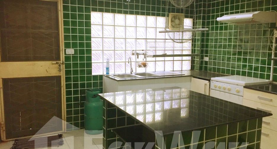 出售 5 卧室 独立屋 在 Bang Lamung, Chon Buri