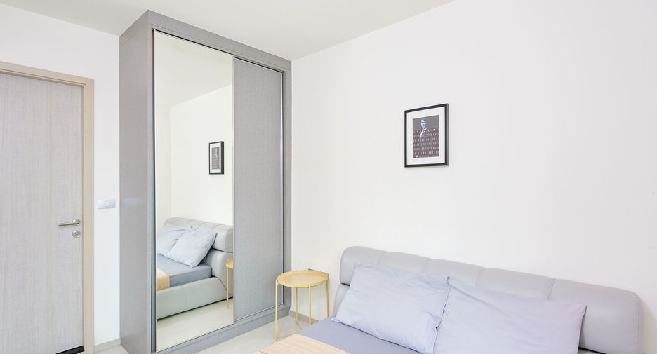 For sale 1 bed condo in Khlong Toei, Bangkok