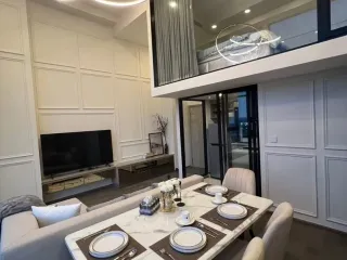For rent 2 bedrooms condo in Ratchathewi, Bangkok