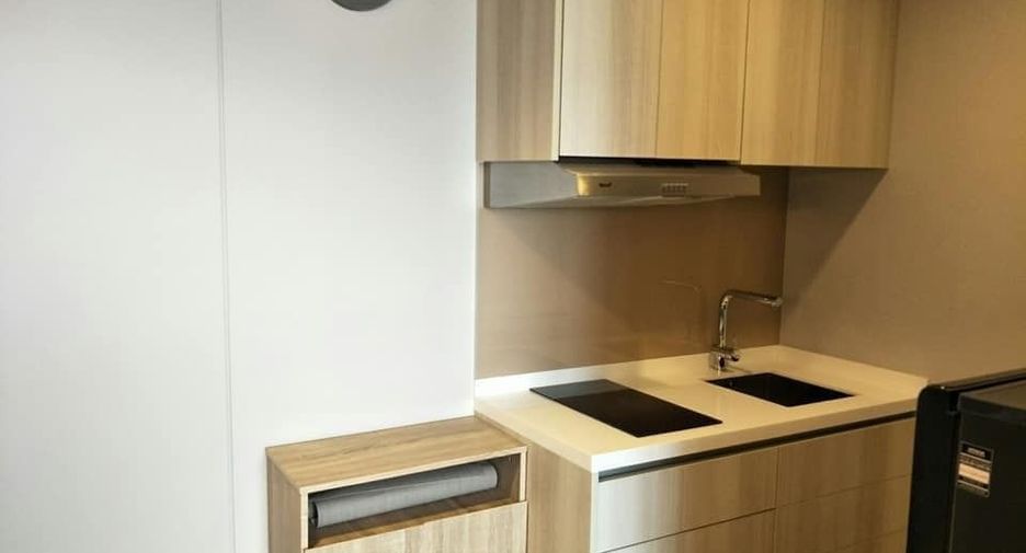 Condo en alquiler de 1 habitaciones en Khlong Toei, Bangkok