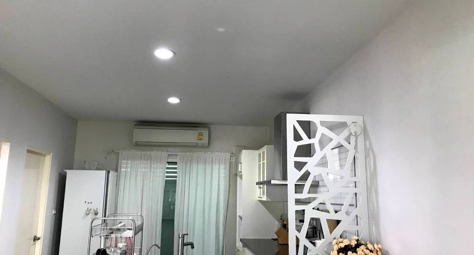 Reihenhaus zum Kauf mit 3 Zimmer in Suan Luang, Bangkok