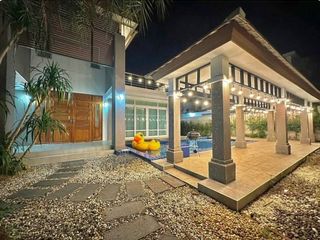 For sale and for rent 4 bedrooms villa in Bang Lamung, Chonburi