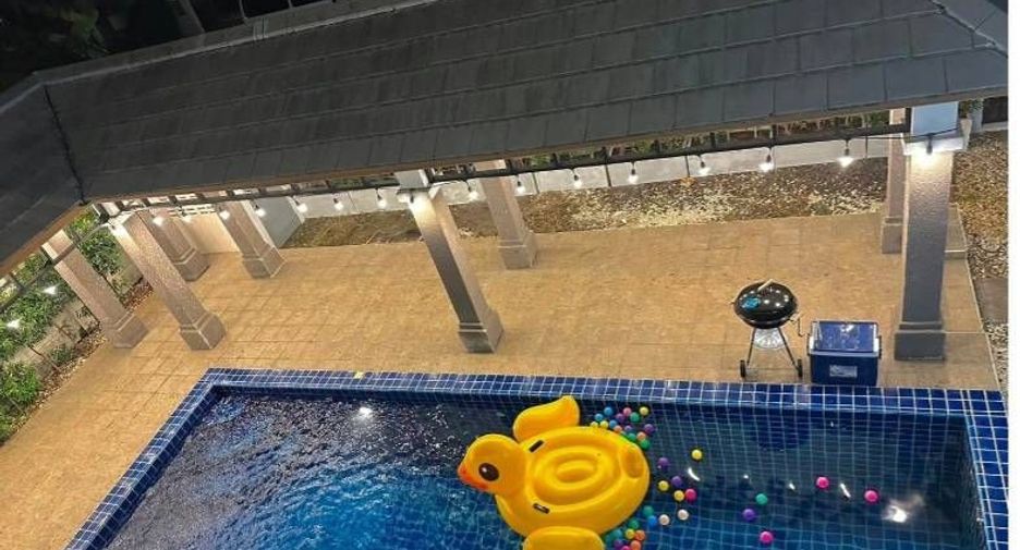 Villa en venta y en alquiler de 4 habitaciones en Bang Lamung, Chonburi