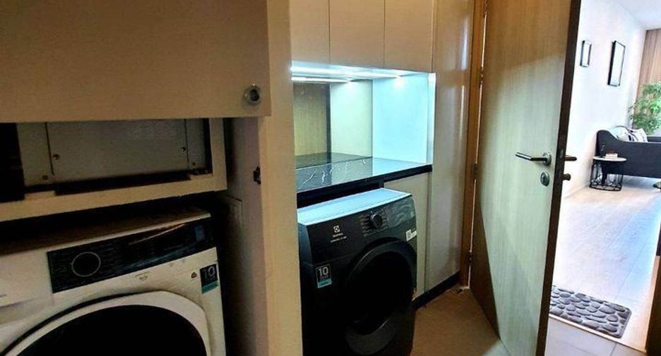 For rent 1 bed condo in Pathum Wan, Bangkok