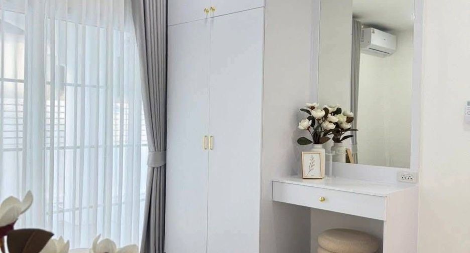 For rent 4 bedrooms house in Bang Lamung, Chonburi