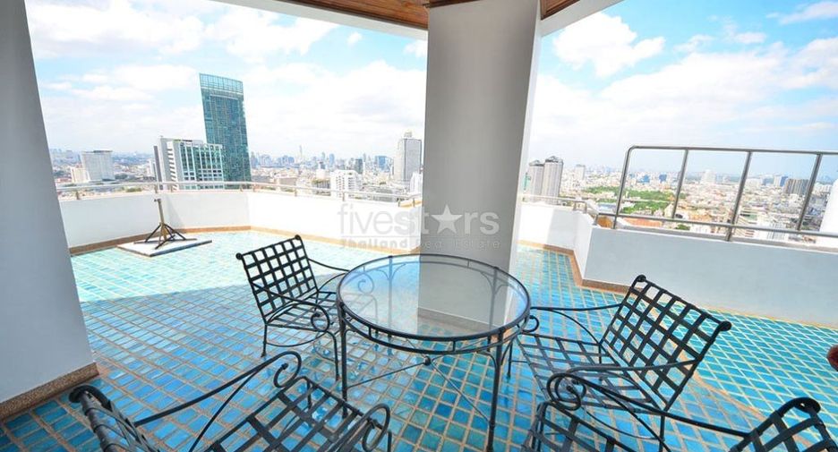For rent 5 bedrooms condo in Sathon, Bangkok