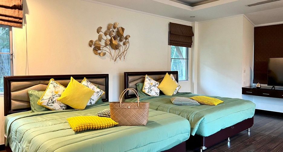 À louer 6 chambres villa à Mueang Phuket, Phuket