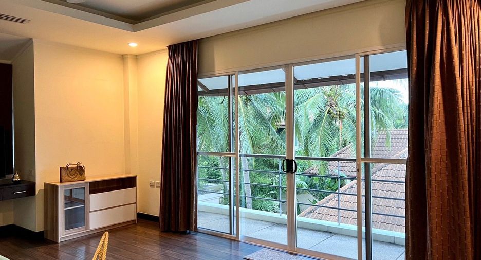 À louer 6 chambres villa à Mueang Phuket, Phuket