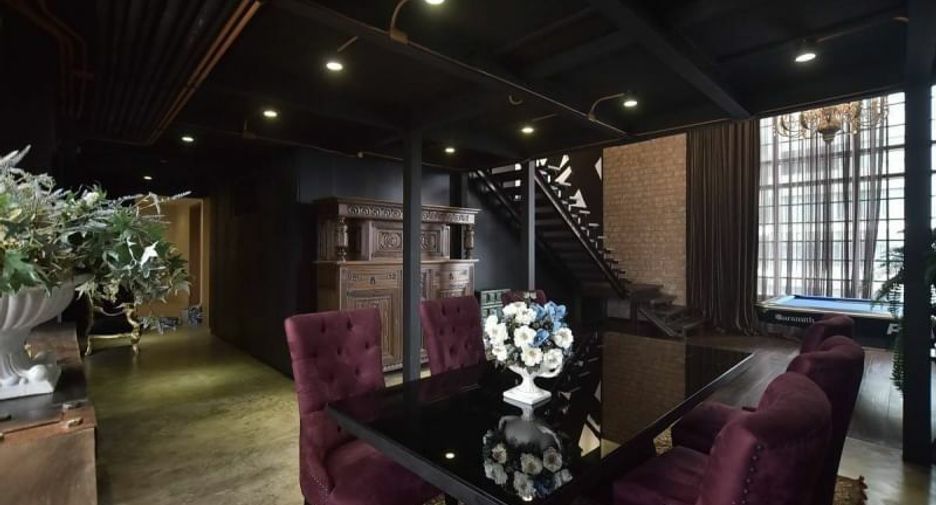 出售 和 出租 2 卧室 公寓 在 Khlong Toei, 曼谷