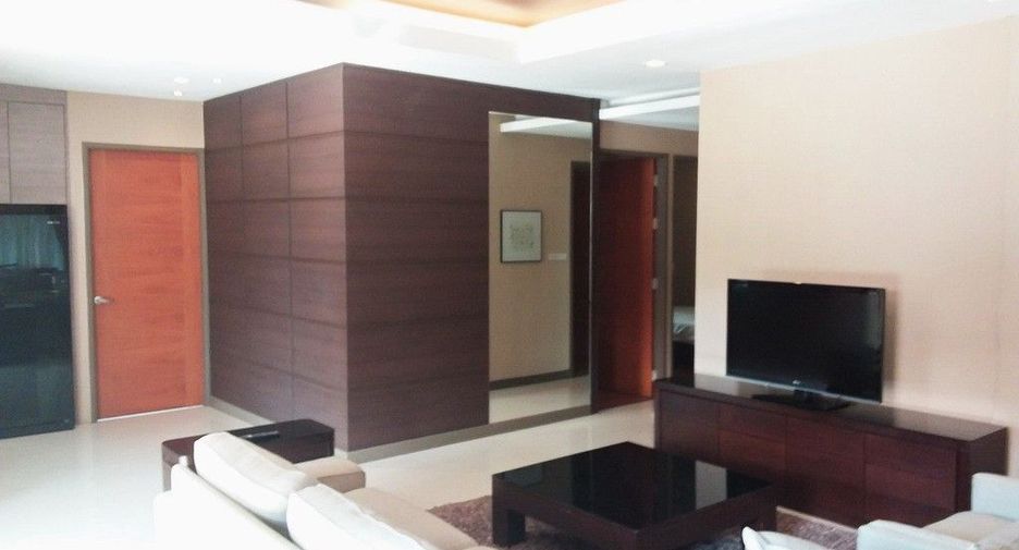For rent 3 bedrooms villa in Bang Lamung, Chonburi