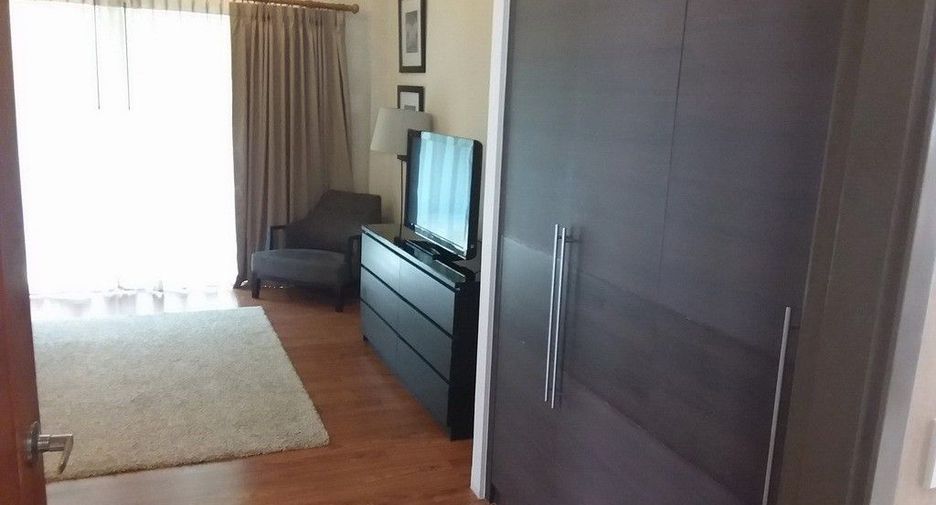 For rent 3 bedrooms villa in Bang Lamung, Chonburi