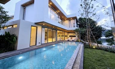 For sale 6 bedrooms villa in Mueang Phuket, Phuket