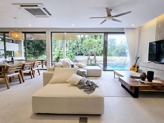 For sale 6 bedrooms villa in Mueang Phuket, Phuket
