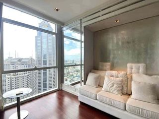 For rent 2 ベッドルーム condo in Pathum Wan, Bangkok