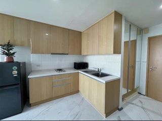 Condo en alquiler de 1 habitaciones en Ratchathewi, Bangkok