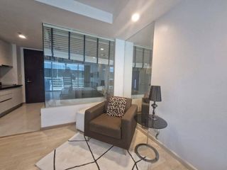 Condo en alquiler de 2 habitaciones en Pathum Wan, Bangkok