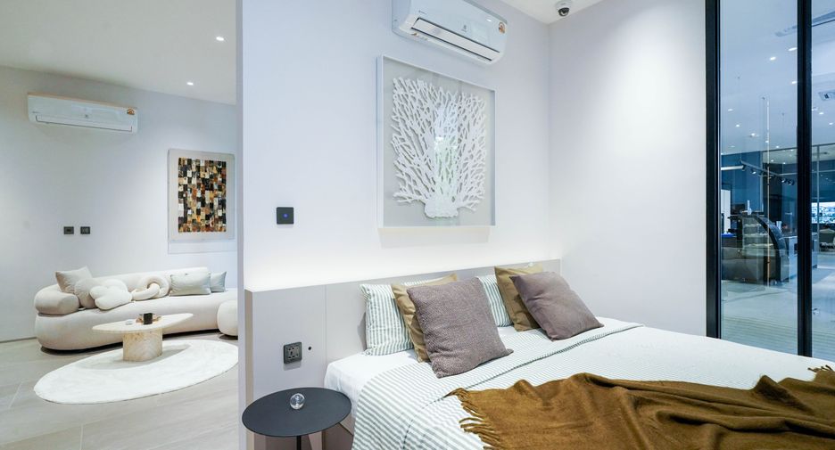 For sale 3 bedrooms condo in Kathu, Phuket
