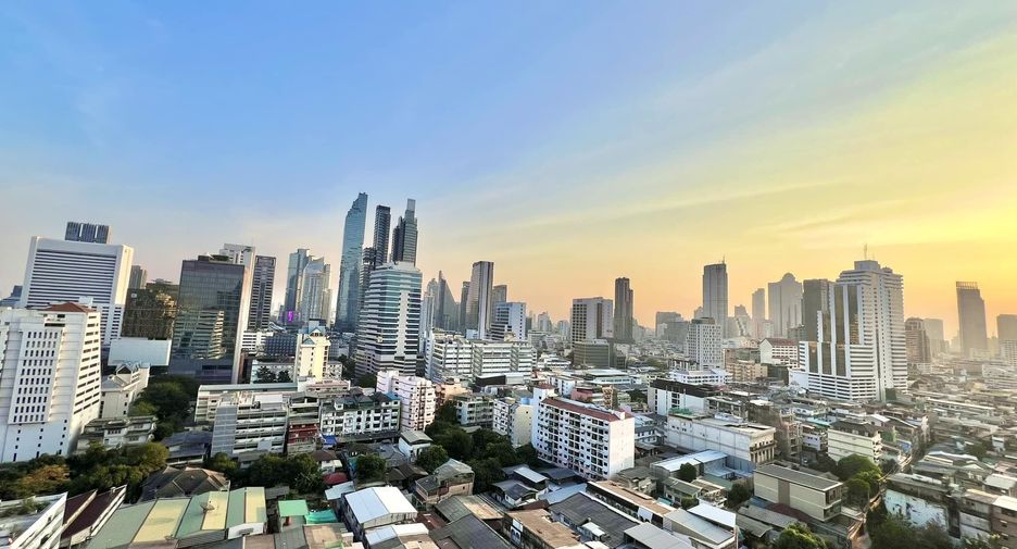 For rent 1 bed condo in Bang Rak, Bangkok
