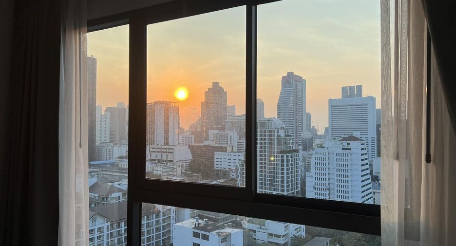 For rent 1 bed condo in Bang Rak, Bangkok