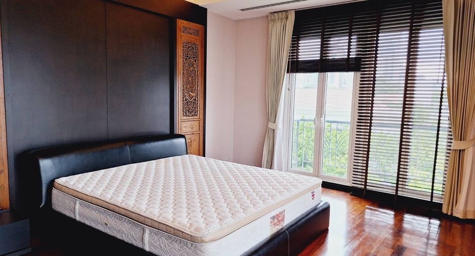 À vendre et à louer 3 chambres condo à Sathon, Bangkok