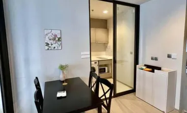 Condo en alquiler de 1 habitaciones en Huai Khwang, Bangkok