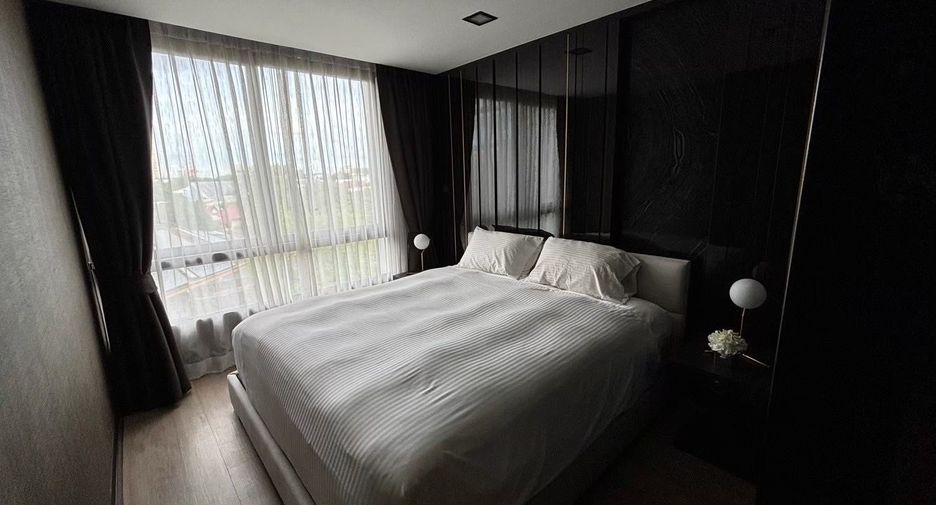 For sale 43 bedrooms retail Space in Watthana, Bangkok