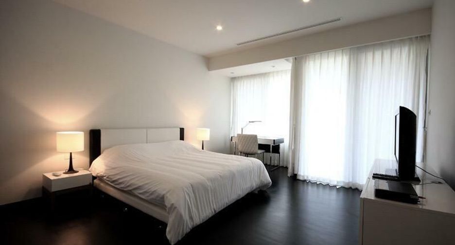 Casa en venta y en alquiler de 4 habitaciones en Mueang Phuket, Phuket