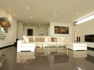 À vendre et à louer 4 chambres maison à Mueang Phuket, Phuket