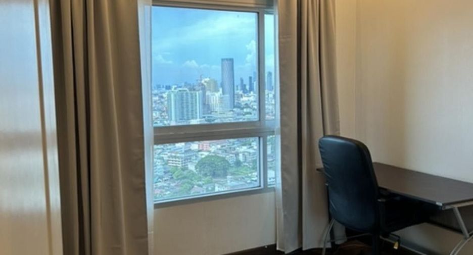 For rent 2 bedrooms condo in Khlong San, Bangkok
