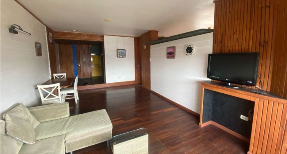 For rent 1 bed condo in Phra Khanong, Bangkok