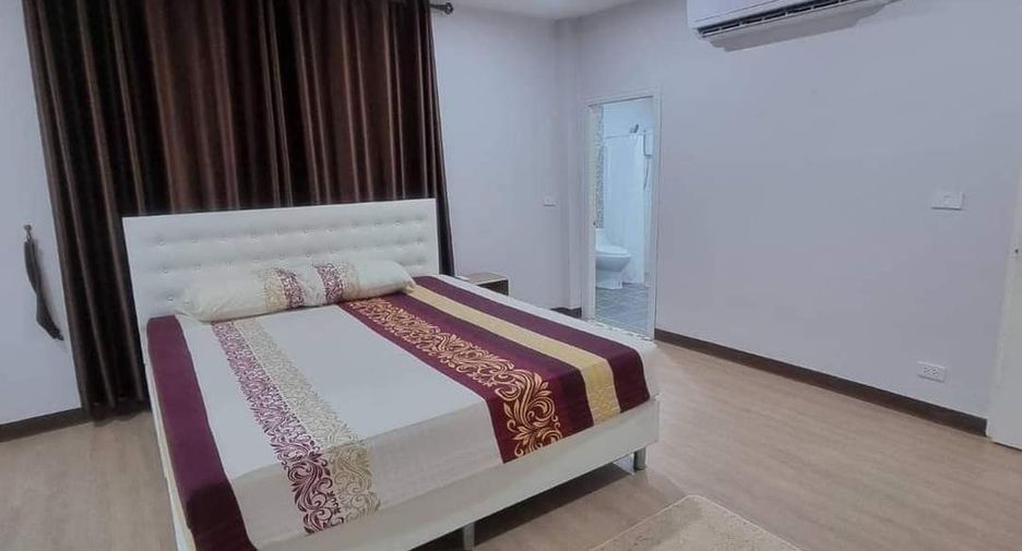 For rent 4 ベッドルーム house in Bang Lamung, Chonburi